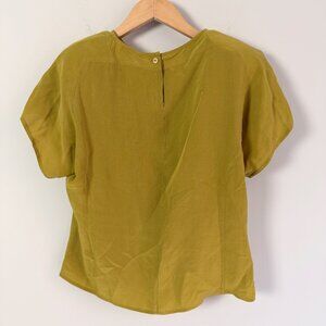 2/$30 Sunny Leigh 100% Silk Short Sleeve Top Small